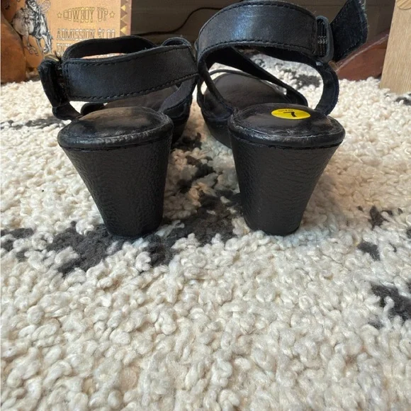 Born Black Leather Cross-Strap Slingback Wedge Comfort Sandals - Picture 4 of 8